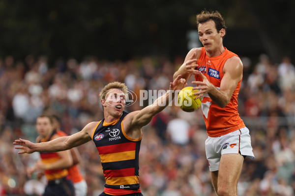 AFL 2025 Round 06 - Adelaide v GWS - A-58780476