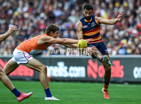 AFL 2025 Round 06 - Adelaide v GWS - A-58781922