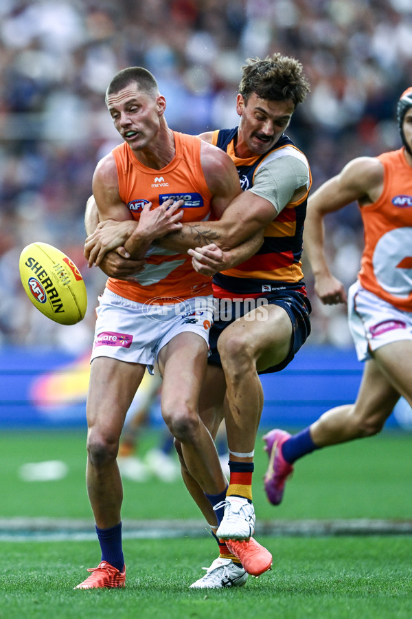 AFL 2025 Round 06 - Adelaide v GWS - A-58781927