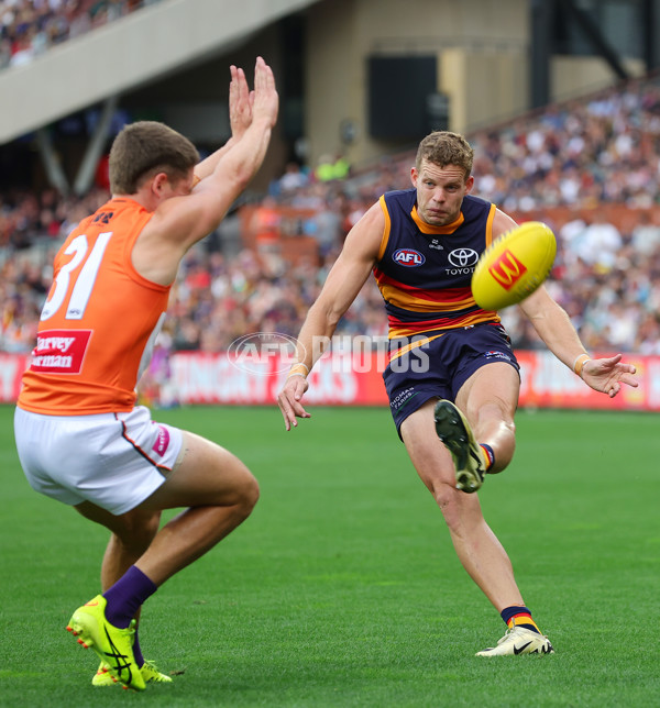 AFL 2025 Round 06 - Adelaide v GWS - A-58781964