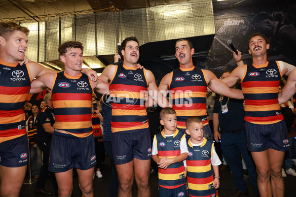 AFL 2025 Round 06 - Adelaide v GWS - A-58786414