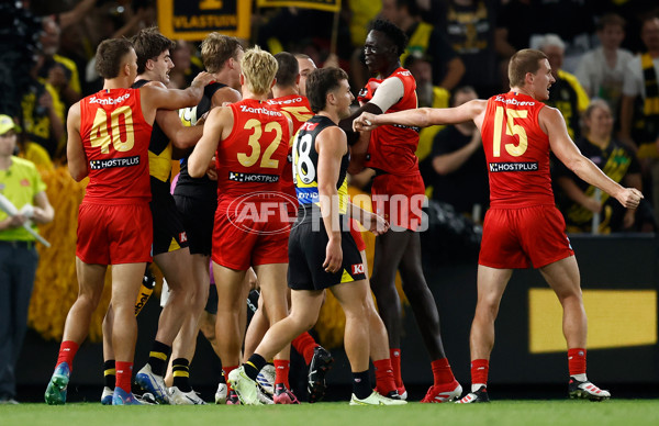 AFL 2025 Round 06 - Richmond v Gold Coast - A-58788904