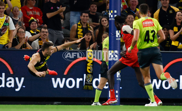 AFL 2025 Round 06 - Richmond v Gold Coast - A-58789003