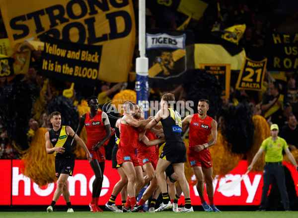 AFL 2025 Round 06 - Richmond v Gold Coast - A-58789004