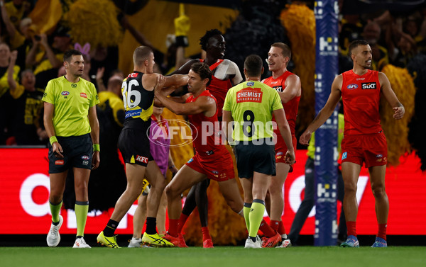 AFL 2025 Round 06 - Richmond v Gold Coast - A-58789005