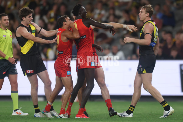 AFL 2025 Round 06 - Richmond v Gold Coast - A-58789055