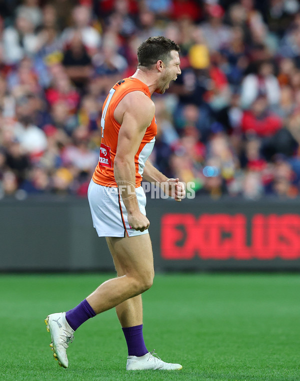 AFL 2025 Round 06 - Adelaide v GWS - A-58791539