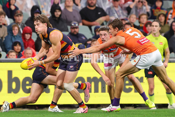 AFL 2025 Round 06 - Adelaide v GWS - A-58791627