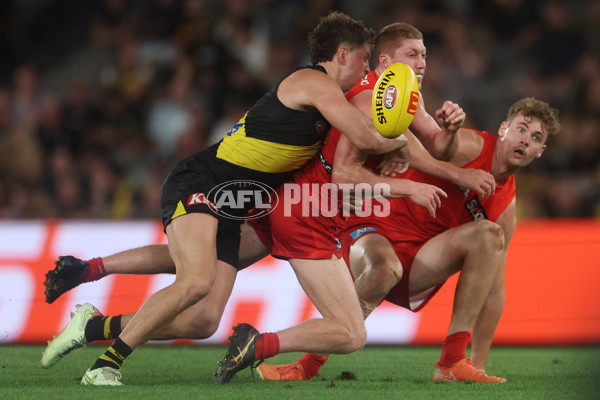 AFL 2025 Round 06 - Richmond v Gold Coast - A-58794441