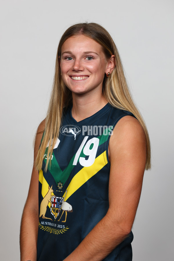 2025 Marsh AFL National Academy Girls Jumper Presentation - A-58806853