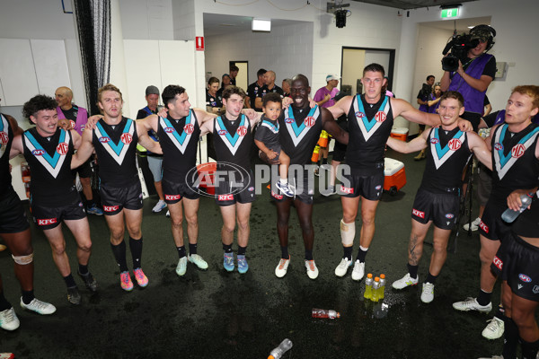AFL 2025 Round 06 - Sydney v Port Adelaide - A-58820239