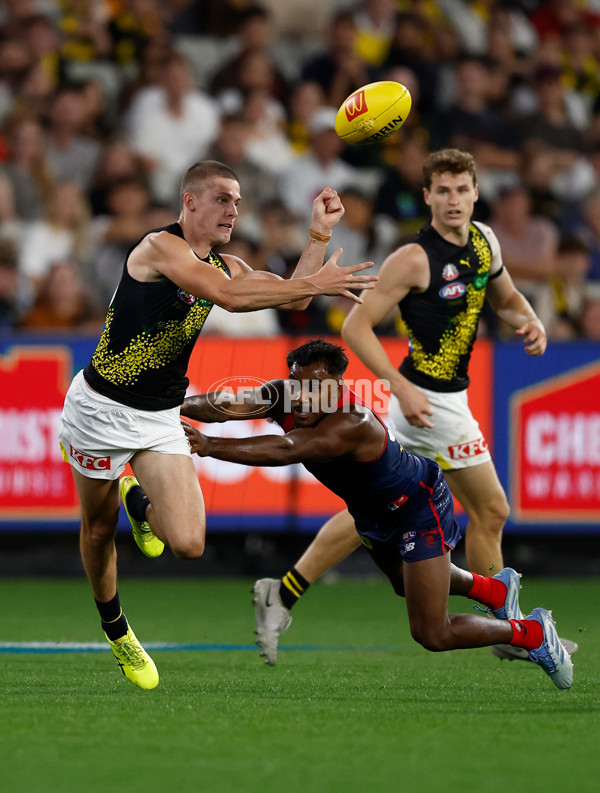 AFL 2025 Round 07 - Melbourne v Richmond - A-58934725