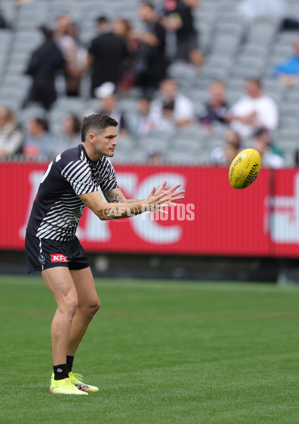 AFL 2025 Round 07 - Collingwood v Essendon - A-58940695