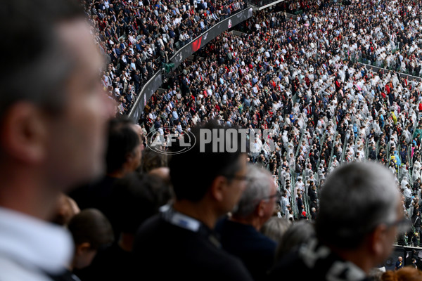 AFL 2025 Round 07 - Collingwood v Essendon - A-58942944