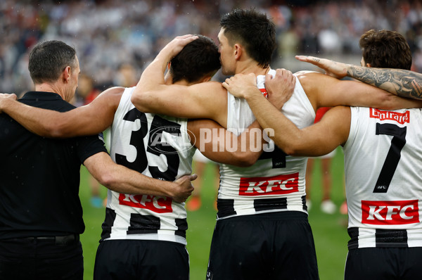 AFL 2025 Round 07 - Collingwood v Essendon - A-58945644