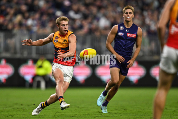AFL 2025 Round 07 - Fremantle v Adelaide - A-58960655