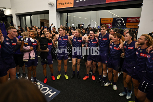 AFL 2025 Round 07 - Fremantle v Adelaide - A-58963733