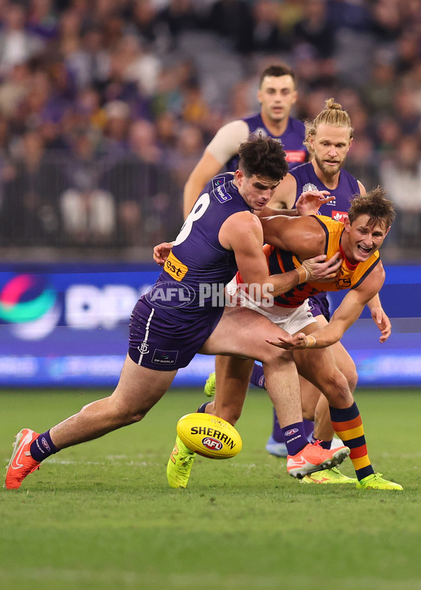 AFL 2025 Round 07 - Fremantle v Adelaide - A-58965780