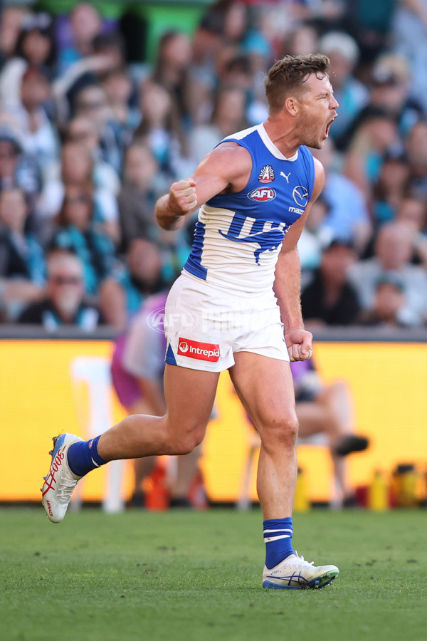 AFL 2025 Round 07 - Port Adelaide v North Melbourne - A-58985451