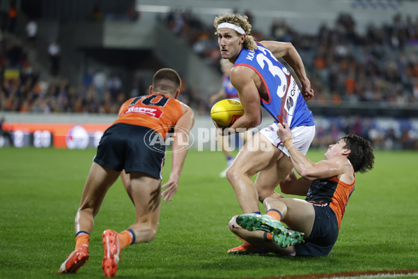 AFL 2025 Round 07 - GWS v Western Bulldogs - A-58993643
