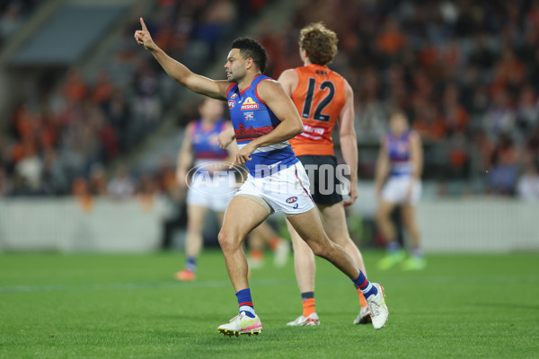 AFL 2025 Round 07 - GWS v Western Bulldogs - A-58995377