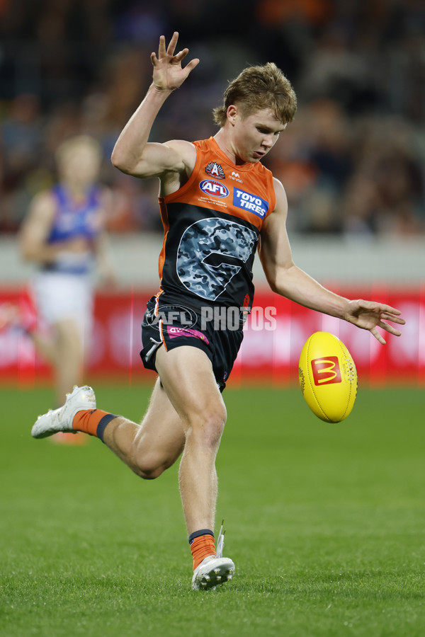 AFL 2025 Round 07 - GWS v Western Bulldogs - A-58996727