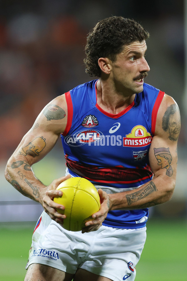 AFL 2025 Round 07 - GWS v Western Bulldogs - A-58998012