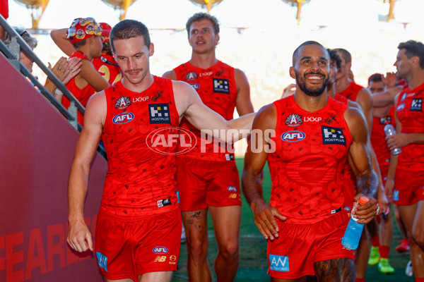 AFL 2025 Round 07 - Gold Coast v Sydney - A-59021615