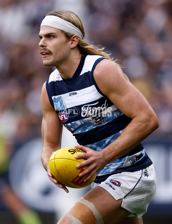 AFL 2025 Round 07 - Carlton v Geelong - A-59021635