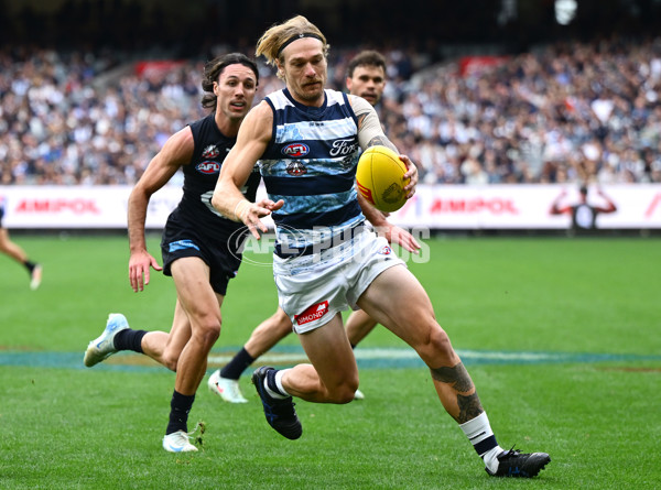 AFL 2025 Round 07 - Carlton v Geelong - A-59024241