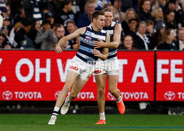 AFL 2025 Round 07 - Carlton v Geelong - A-59028684