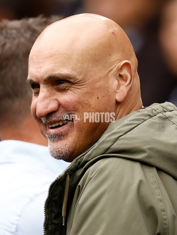 AFL 2025 Round 07 - Carlton v Geelong - A-59037111