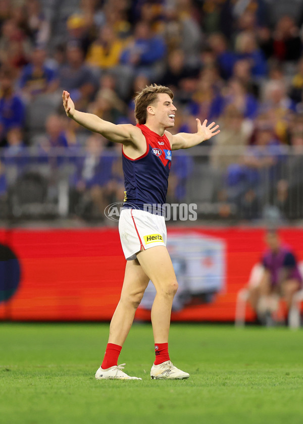 AFL 2025 Round 08 - West Coast v Melbourne - A-59171279