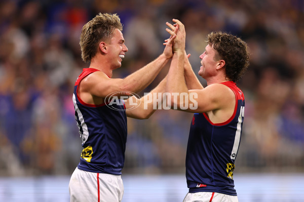AFL 2025 Round 08 - West Coast v Melbourne - A-59173671