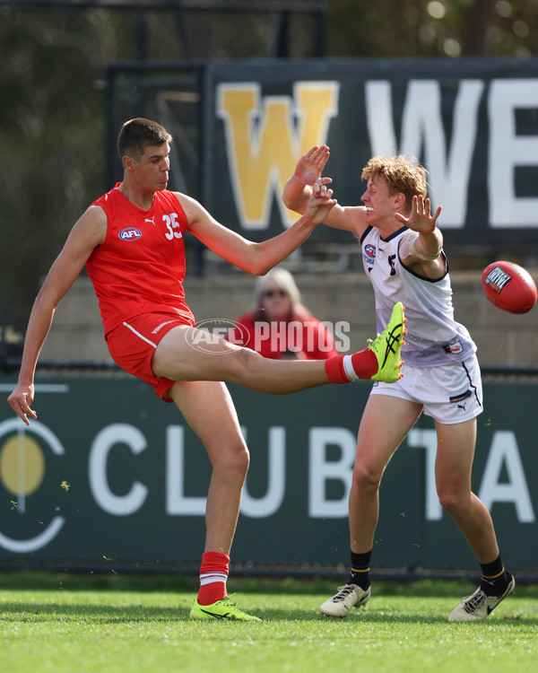 Young Guns Series 2025 - Young Guns v Victoria Country U18 Boys - A-59184697