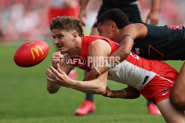 AFL 2025 Round 08 - Sydney v GWS - A-59189294