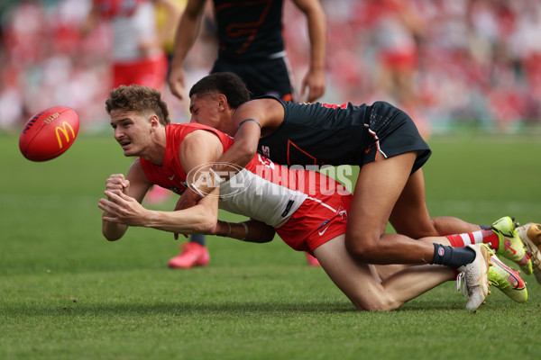 AFL 2025 Round 08 - Sydney v GWS - A-59191904