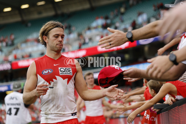 AFL 2025 Round 08 - Sydney v GWS - A-59199094