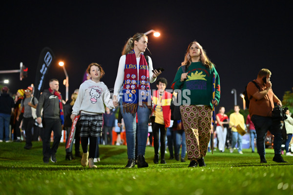 AFL 2025 Round 08 - Brisbane v Gold Coast - A-59209296