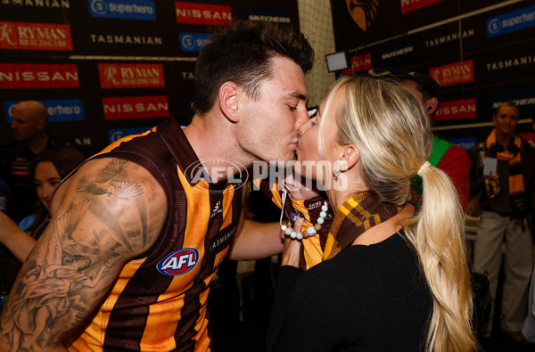 AFL 2025 Round 08 - Hawthorn v Richmond - A-59209426