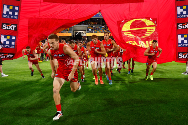 AFL 2025 Round 08 - Brisbane v Gold Coast - A-59214933