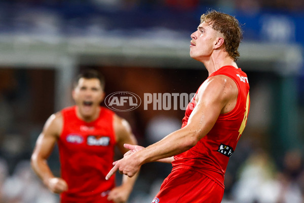 AFL 2025 Round 08 - Brisbane v Gold Coast - A-59216986