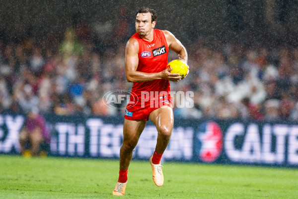 AFL 2025 Round 08 - Brisbane v Gold Coast - A-59216987