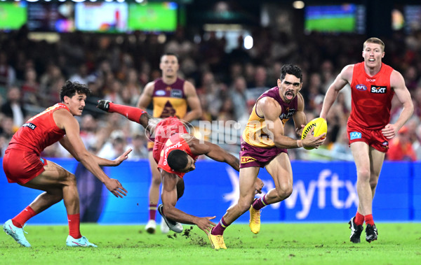 AFL 2025 Round 08 - Brisbane v Gold Coast - A-59217246