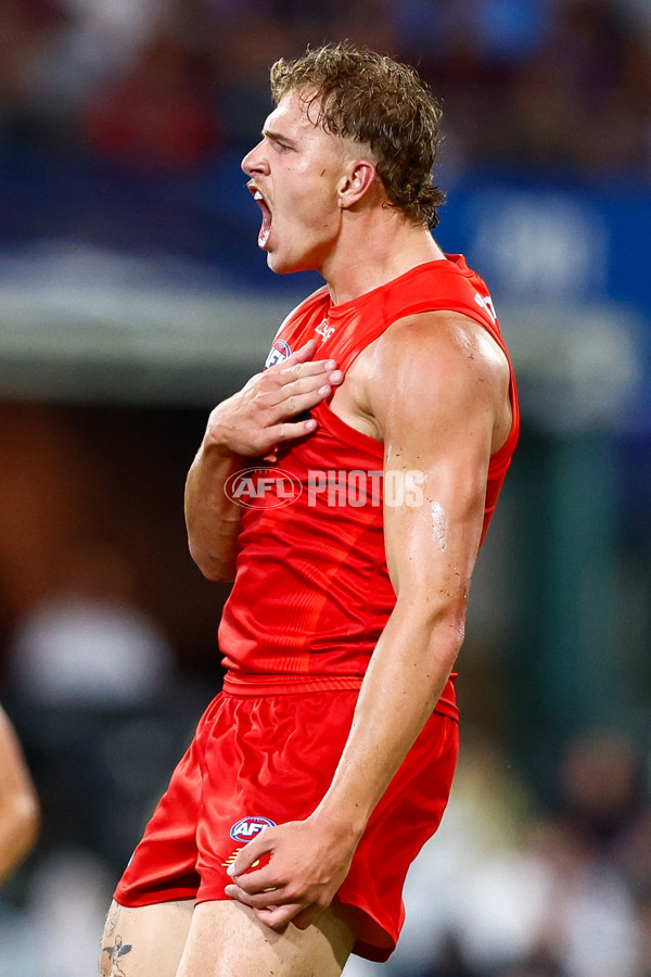 AFL 2025 Round 08 - Brisbane v Gold Coast - A-59217273