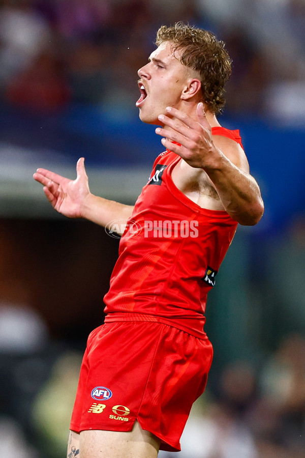 AFL 2025 Round 08 - Brisbane v Gold Coast - A-59217275