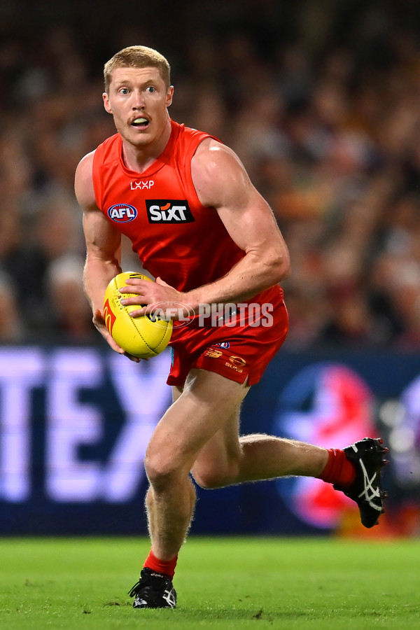 AFL 2025 Round 08 - Brisbane v Gold Coast - A-59219344