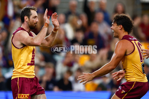 AFL 2025 Round 08 - Brisbane v Gold Coast - A-59221762