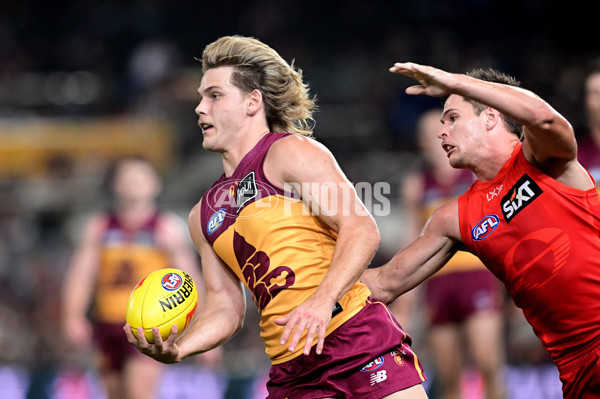 AFL 2025 Round 08 - Brisbane v Gold Coast - A-59221803