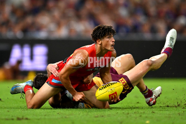 AFL 2025 Round 08 - Brisbane v Gold Coast - A-59221820